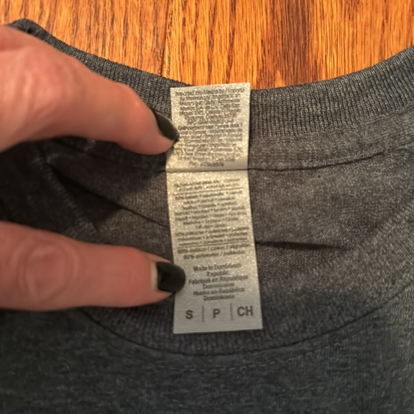 NWOT Swedish Folk Cats Classic T-Shirt Size Small - Picture 6 of 8